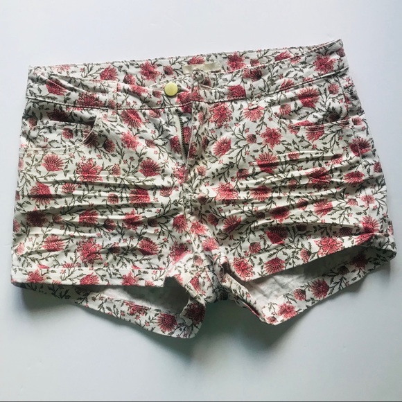 H&M Floral Shorts - Picture 1 of 5